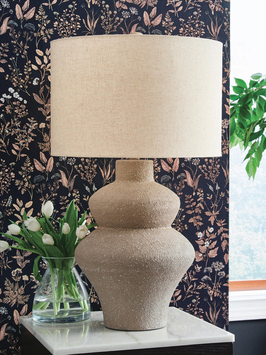 Jossleigh Metal Table Lamp (1/CN)
