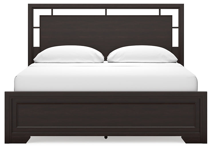 Covetown California King Panel Bed with Dresser and Nightstand