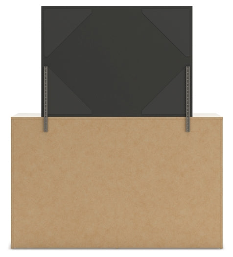 Lawroy Twin Panel Headboard, Dresser and Mirror