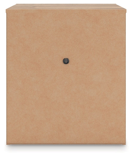 Kinlanni Queen Upholstered Platform Bed, Dresser, Mirror and Nightstand