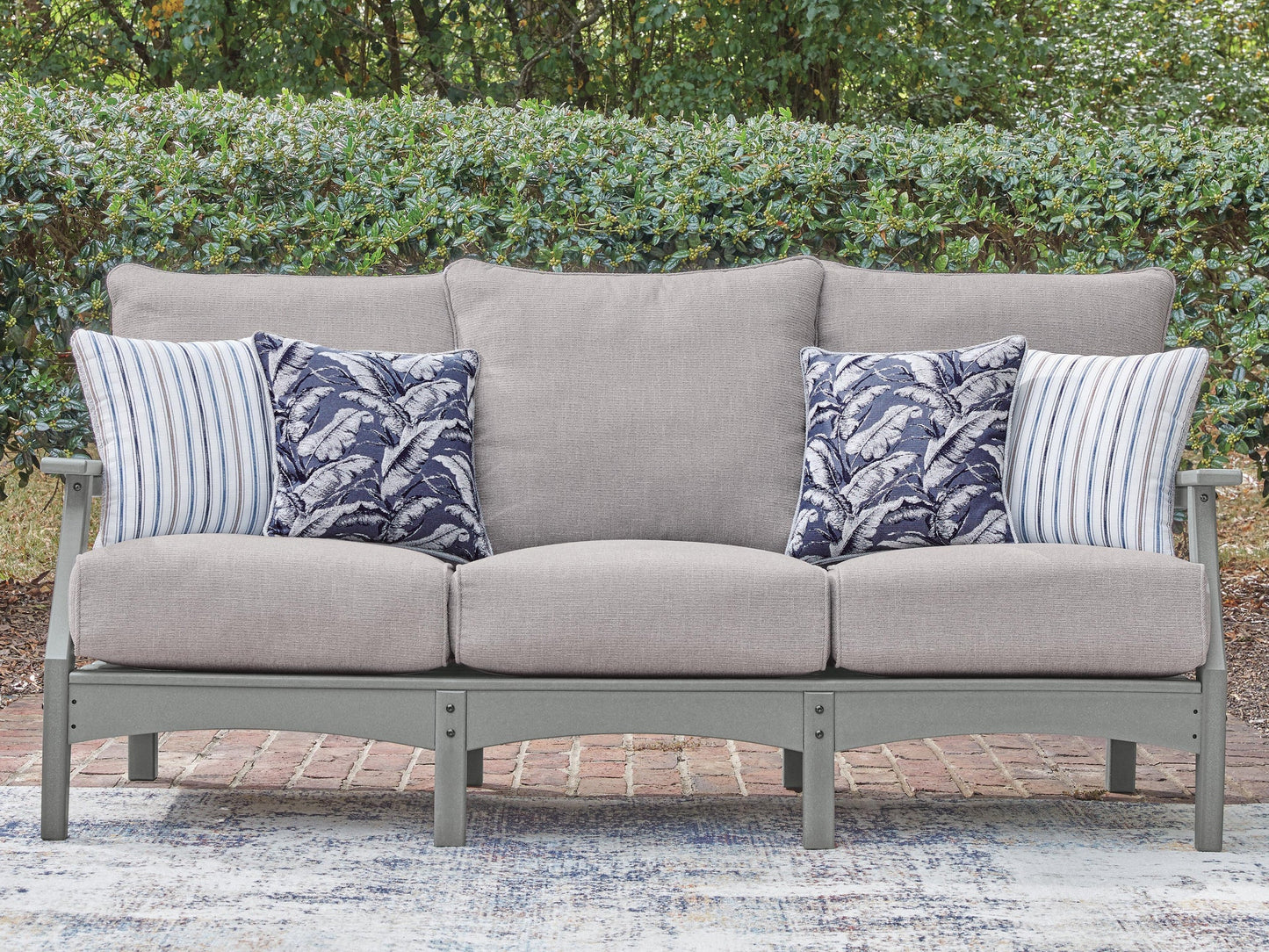 Cove Beach Sofa with Cushion